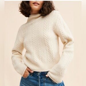 ASTR The Label Carlota Mock Neck Cozy‎ Cream Cable Knit Sweater